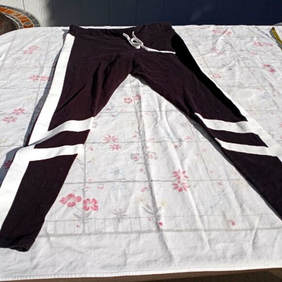 Forever 21 L Full Length Black Strips Cord Women's Leggings.Condition: goodWai - Picture 1 of 9
